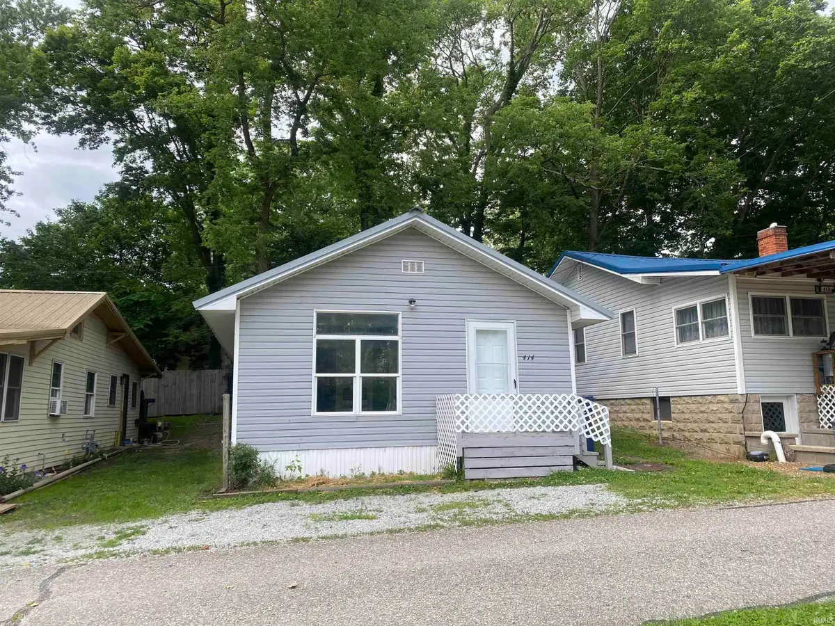 414 W Coy Avenue, Silver Lake, IN 46982 - #1