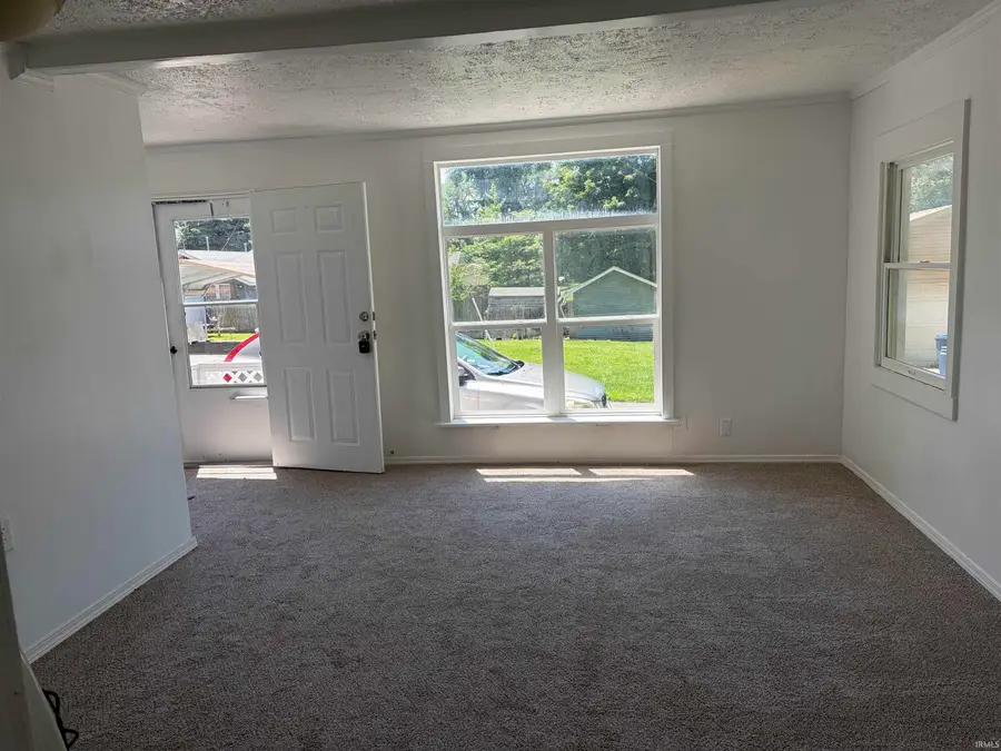 414 W Coy Avenue, Silver Lake, IN 46982 - #2