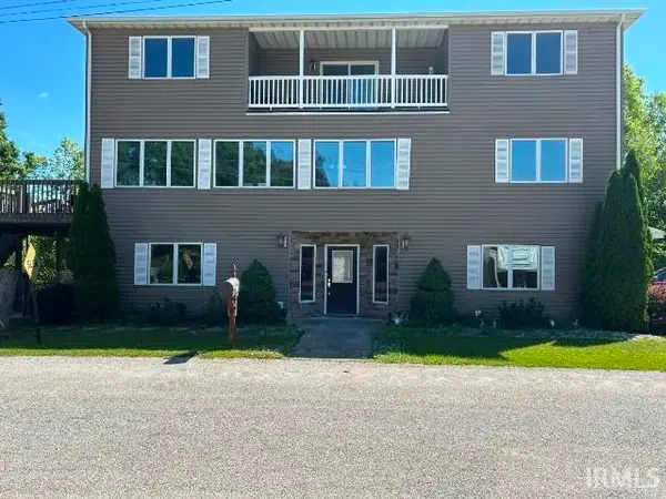 8514 Tippecanoe Drive, Walkerton, IN 46574