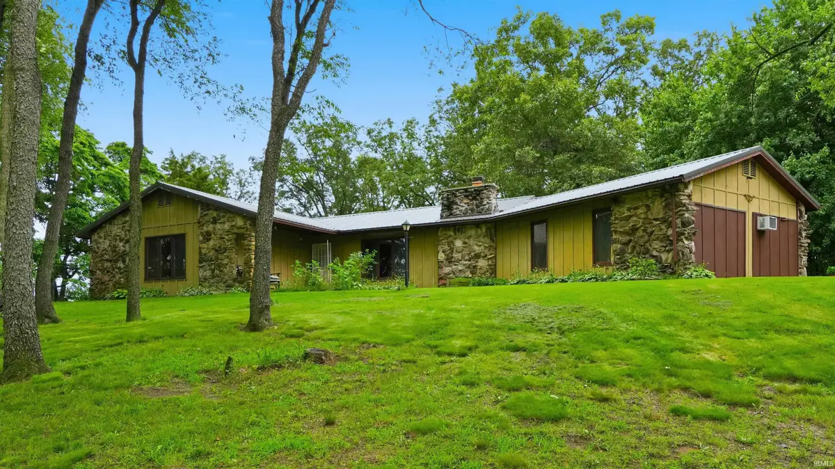 2167 W State Road 14, Rochester, IN 46975 - #1