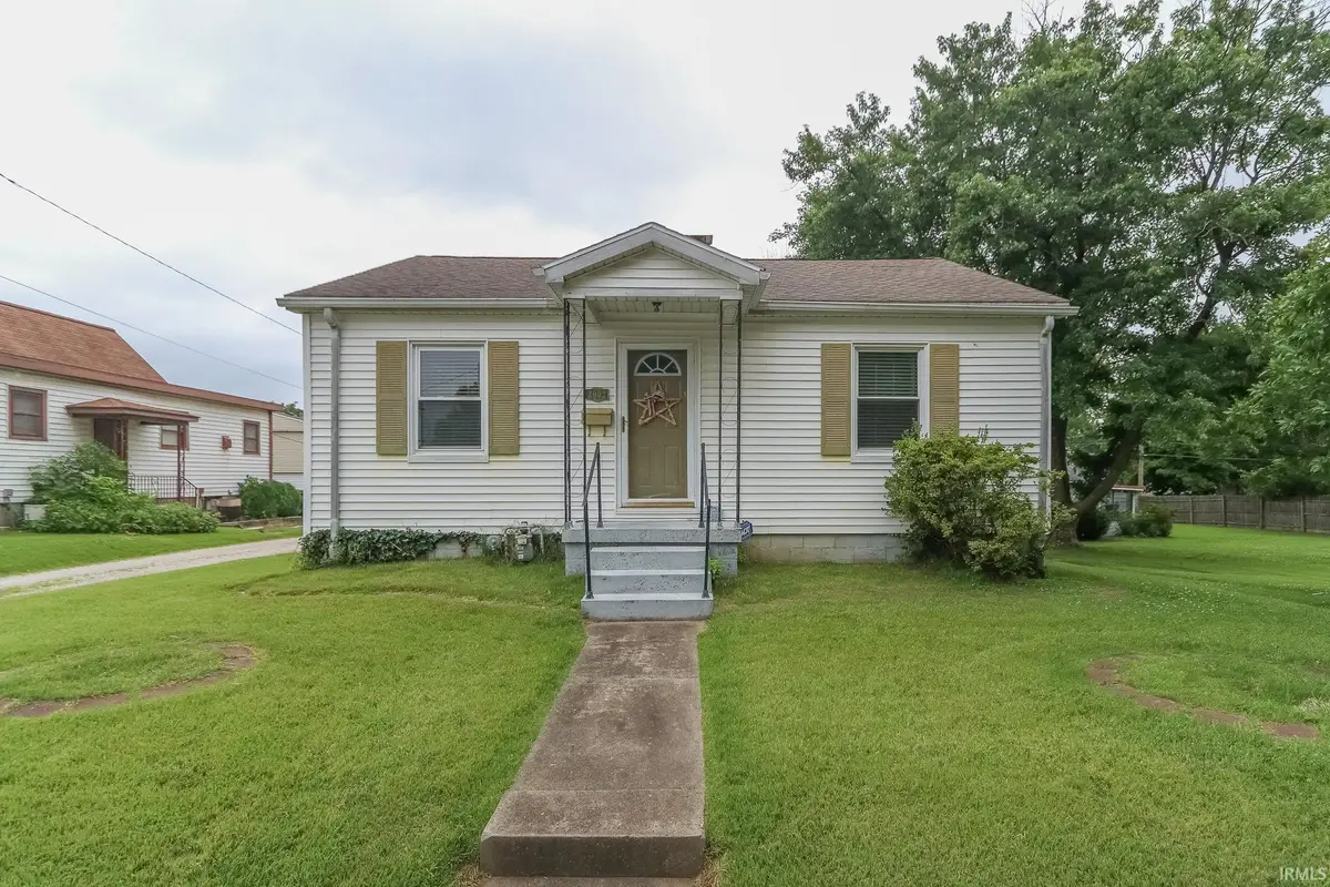 2002 E Michigan Street, Evansville, IN 47711 - #1