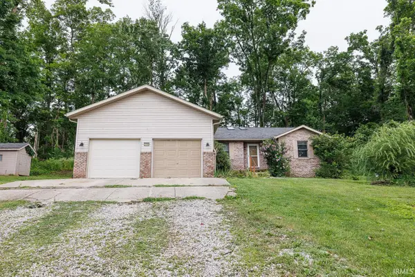 2590 W Double Downs Court, Bloomington, IN 47403