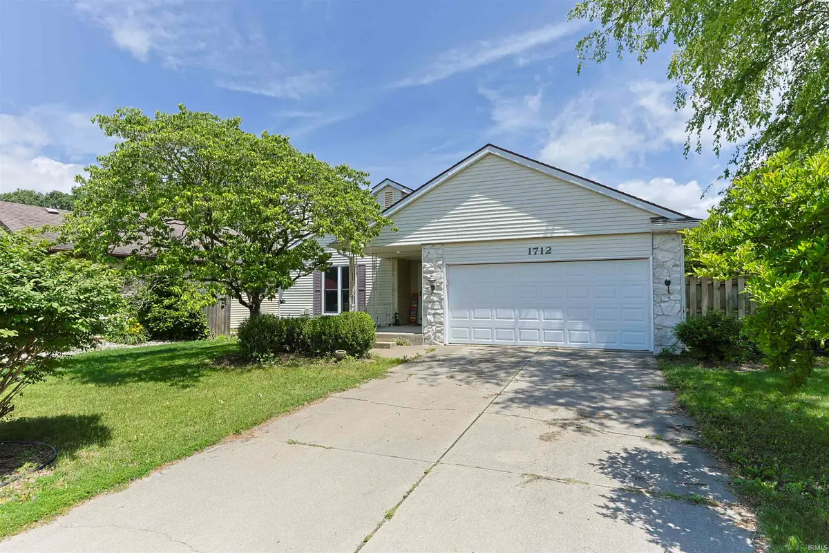 1712 Woodland Drive, Elkhart, IN 46514 - #1