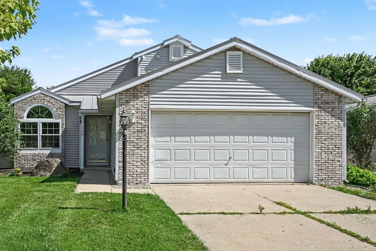 508 Heritage Parkway, Nappanee, IN 46550 - #1