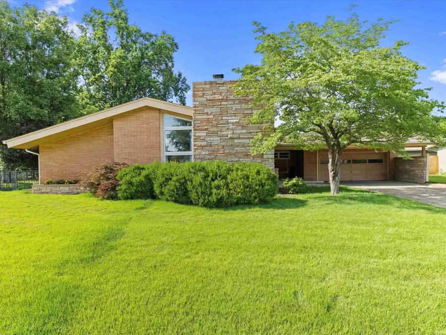 7126 Red Wing Drive, Evansville, IN 47715 - #2