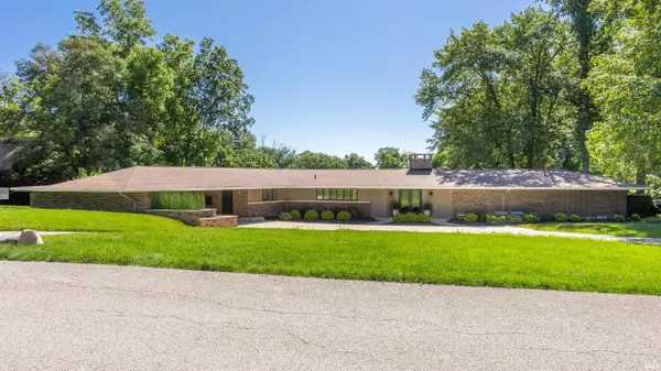3731 Capilano Dr, West Lafayette, IN 47906