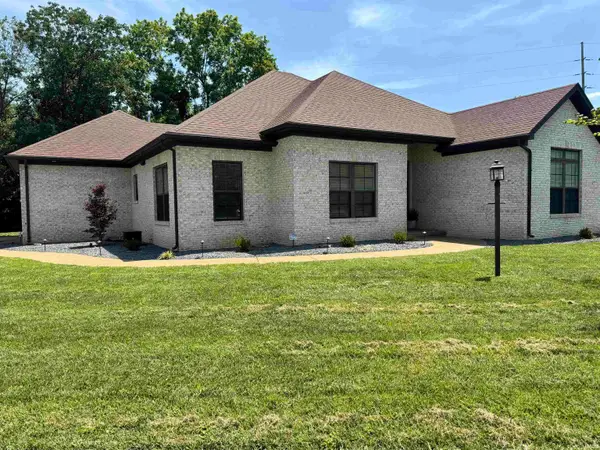 4244 Meadowbrook Lane, Newburgh, IN 47630