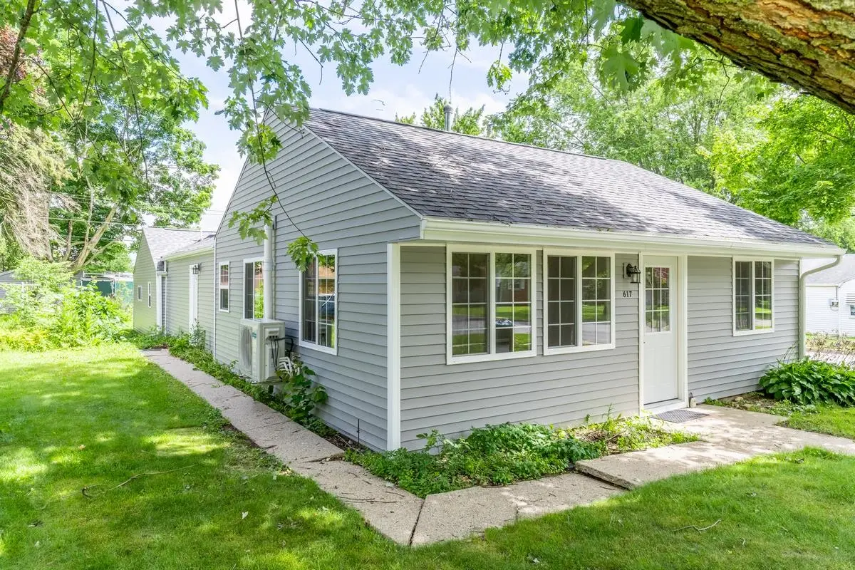 617 E Randolph Street, Angola, IN 46703 - #1