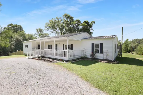6744 Folsomville Degonia Road, Tennyson, IN 47637