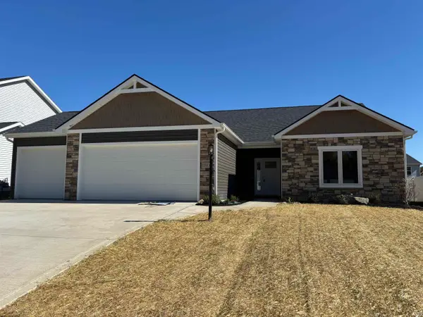 13904 Diavik Place, Fort Wayne, IN 46845