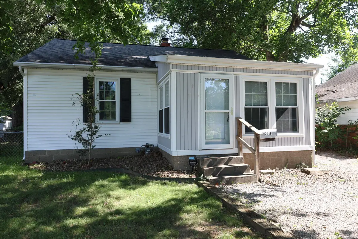 2016 E Riverside Drive, Evansville, IN 47714 - #1