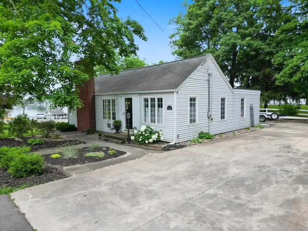 648 N Center Street, North Webster, IN 46555 - #1
