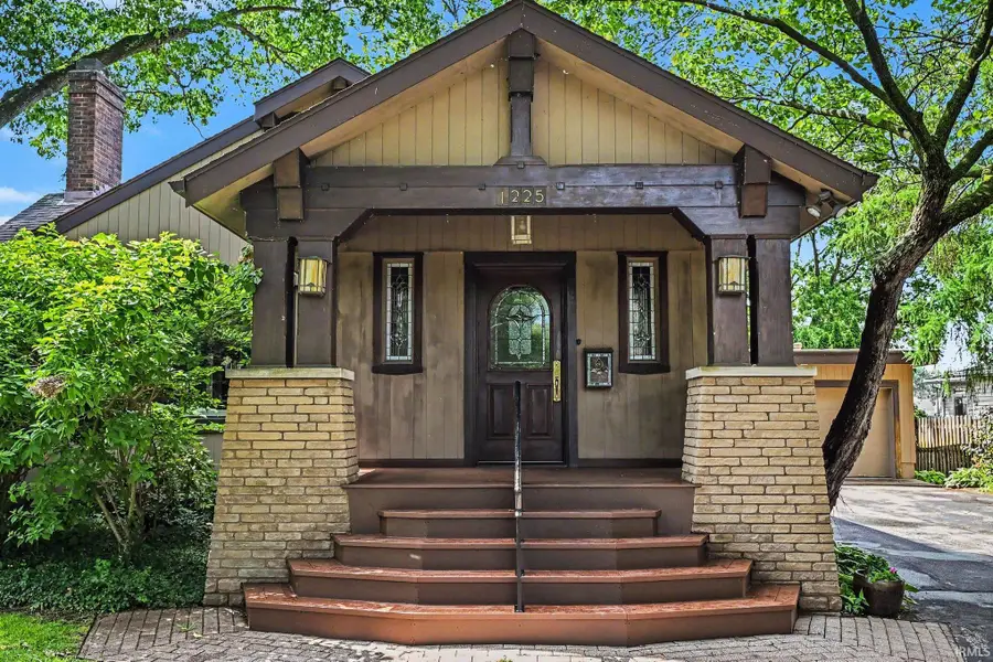 1225 Greenleaf Boulevard, Elkhart, IN 46514 - #2