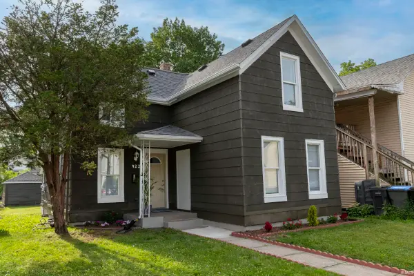 922 Monroe Street, Elkhart, IN 46516