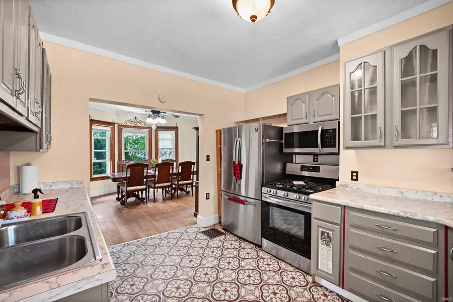 509 S Harrison Street, Frankfort, IN 46041 - #3