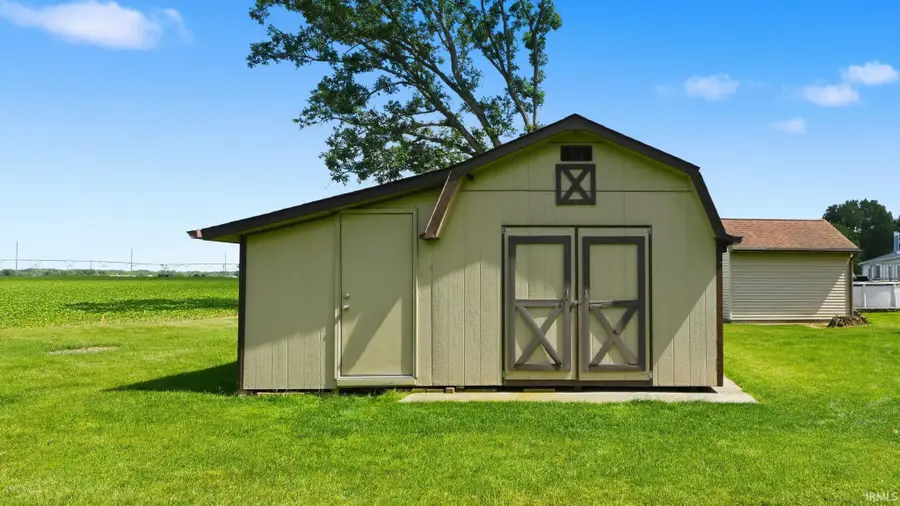 2728 E Evergreen Drive, Warsaw, IN 46582 - #2
