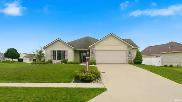 9815 Chadwick Lane, Fort Wayne, IN 46818