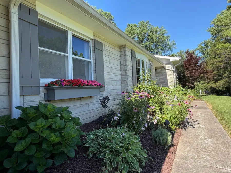 88 Northern Hills Drive, Bedford, IN 47421 - #2