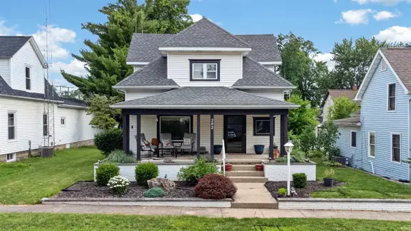 202 E Berry Street, Middlebury, IN 46540