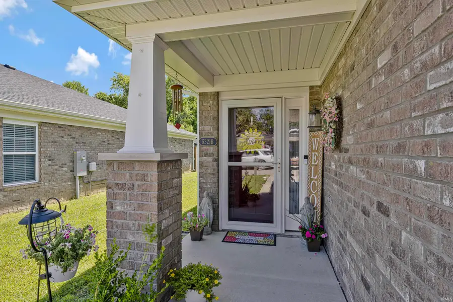 5321 Dauby Unit B Drive, Evansville, IN 47710 - #3