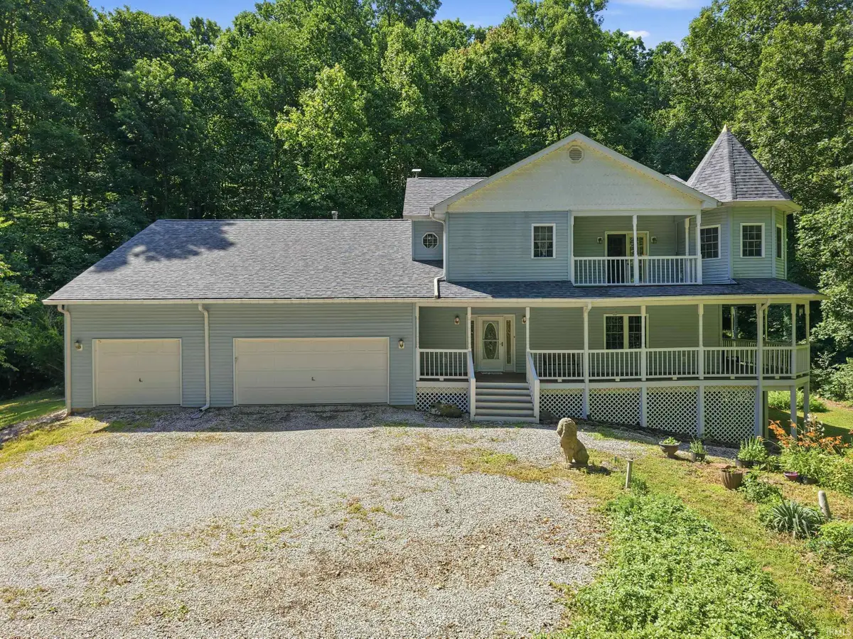 10804 E State Road 58, Bloomfield, IN 47424 - #1