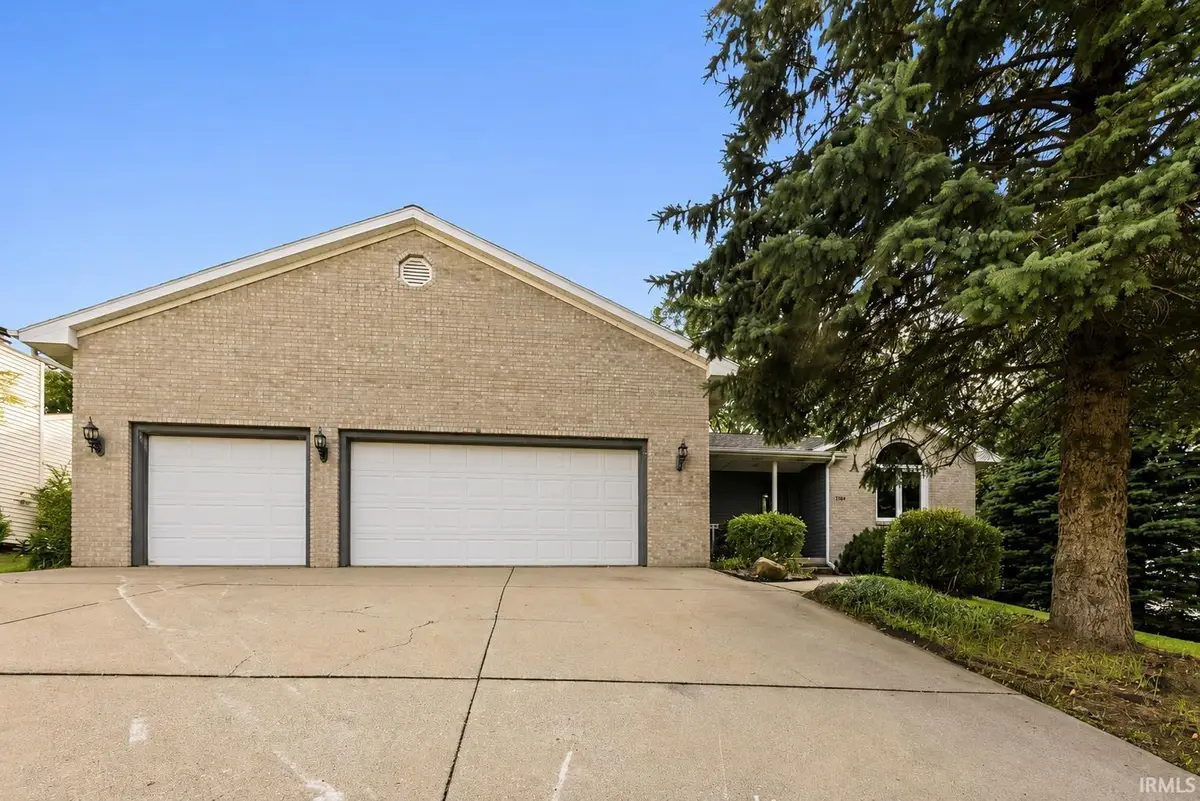 1904 Hunters Ridge Drive, Huntington, IN 46750 - #1