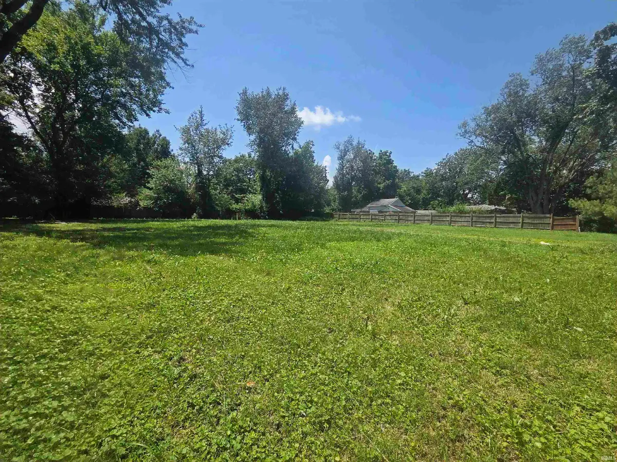 2615 Sweetser Avenue, Evansville, IN 47714 - #1