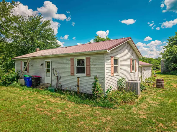 2311 Lashbrook Road, Boonville, IN 47601