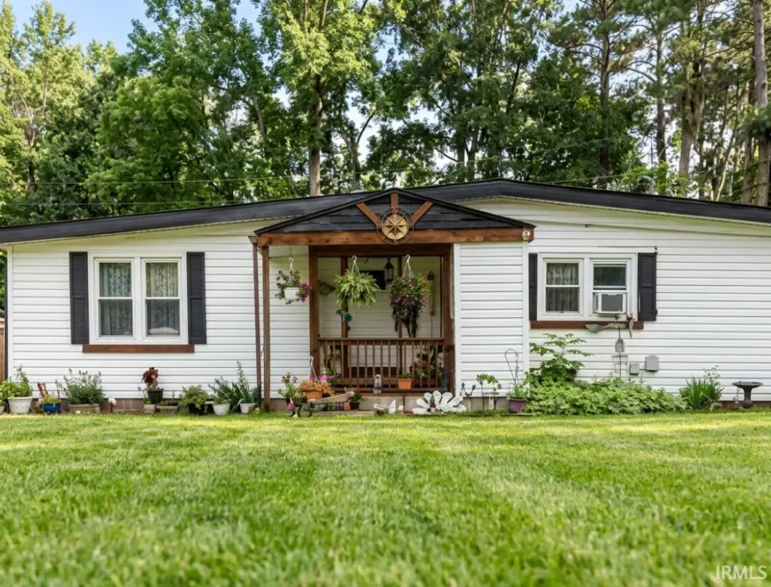 1166 Davis Street, Elkhart, IN 46516 - #1
