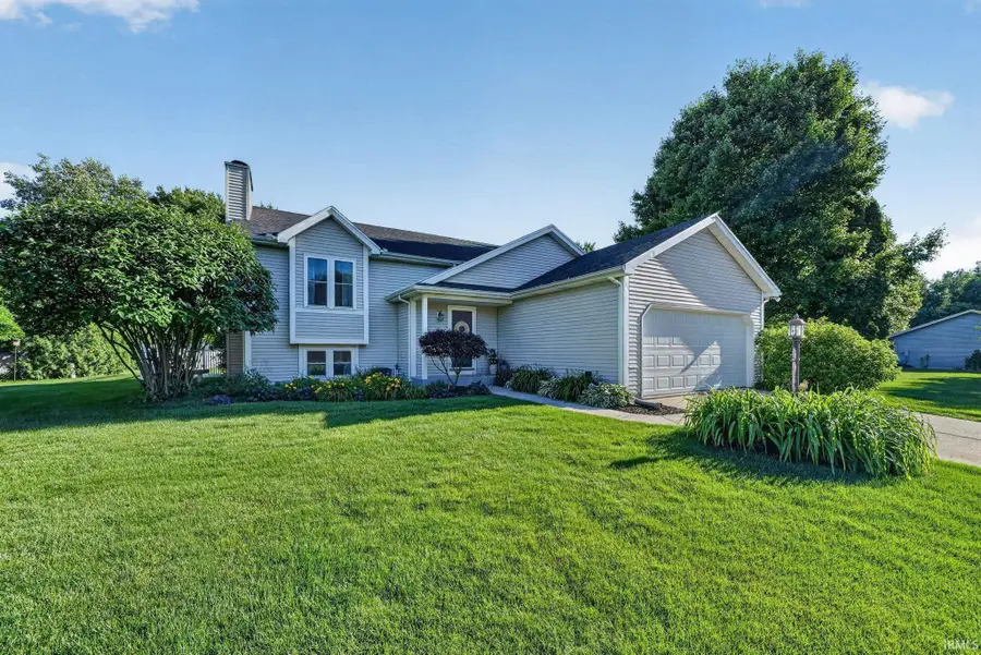 11664 Red Oak Drive, Granger, IN 46530 - #2