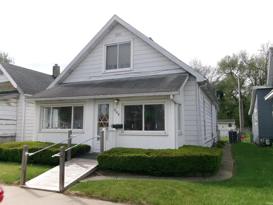 808 E 30th Street, Marion, IN 46953 - #2
