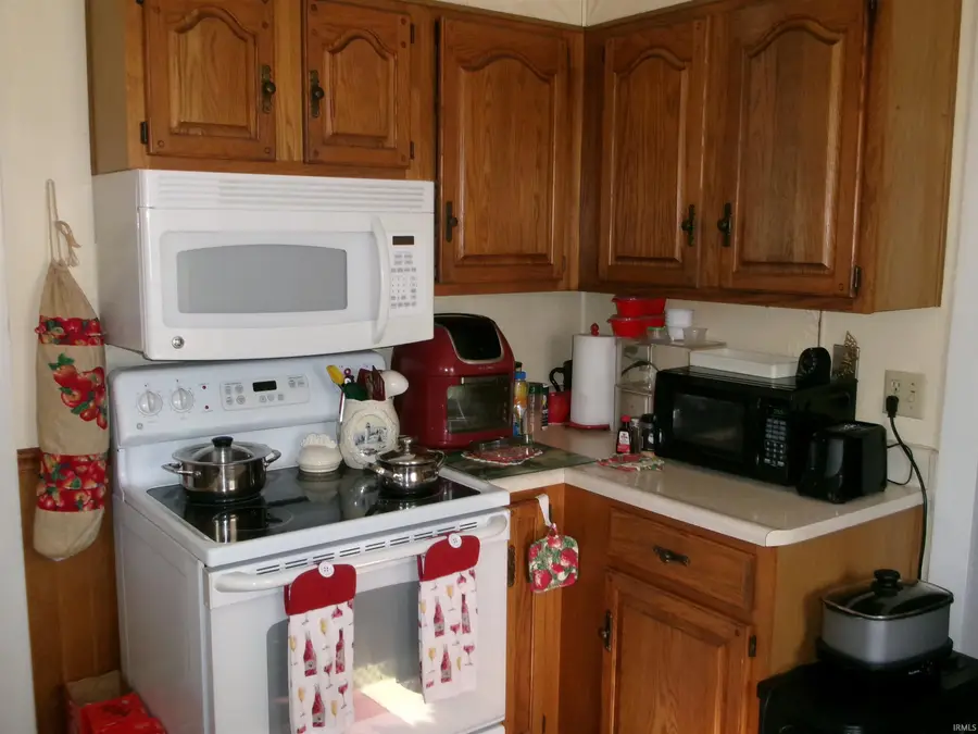 808 E 30th Street, Marion, IN 46953 - #3