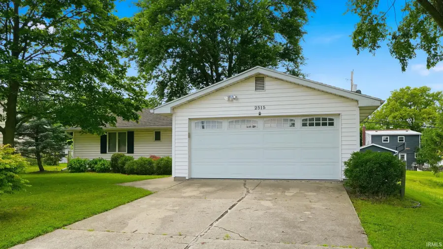 2515 Clifton Hills Drive, Fort Wayne, IN 46808 - #2
