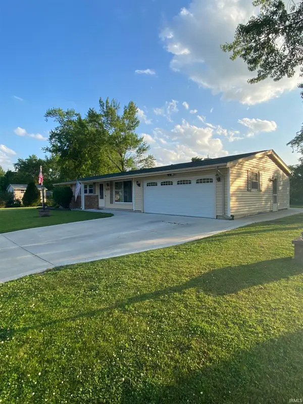 6211 Allenwood Drive, Fort Wayne, IN 46835
