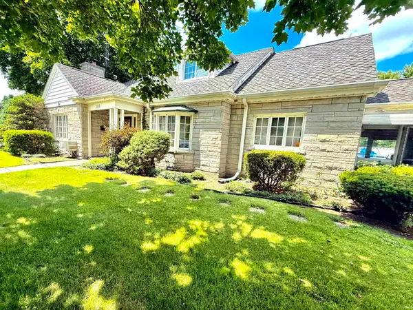 308 W Central Avenue, North Judson, IN 46366