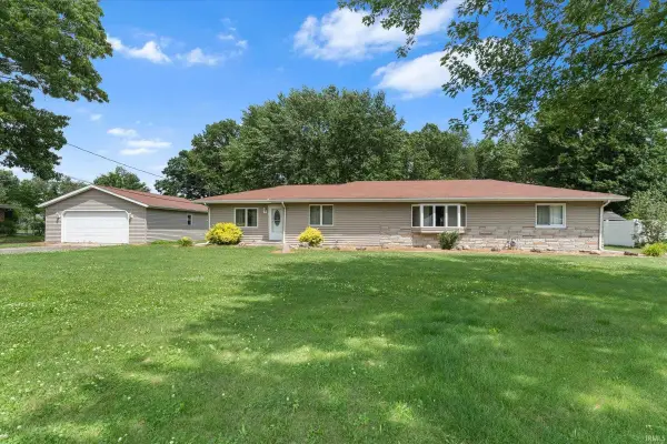 54606 Clover Road, Mishawaka, IN 46545