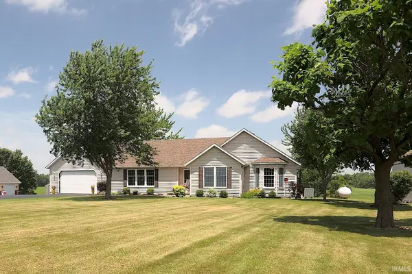 2712 E 400 N, Huntington, IN 46750