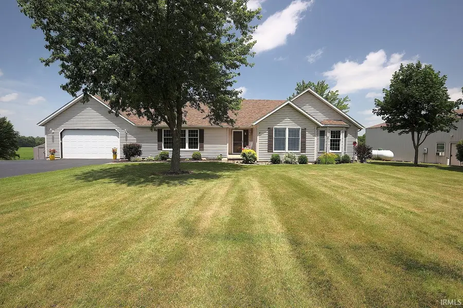 2712 E 400 N, Huntington, IN 46750 - #2
