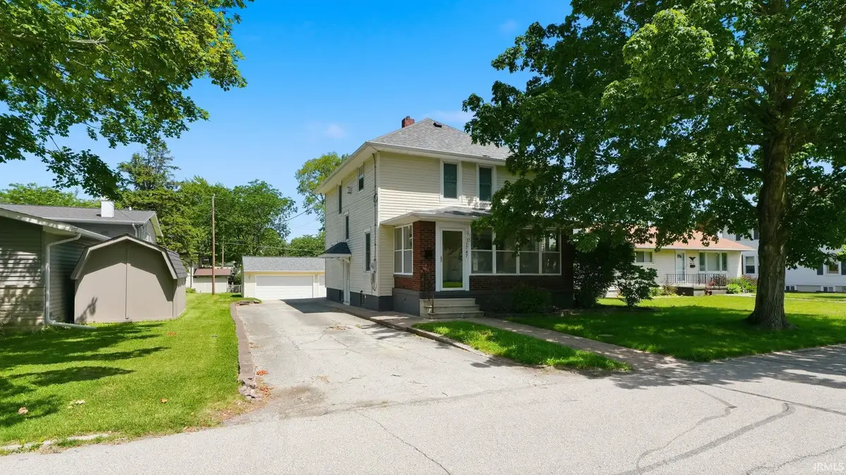 1747 College Avenue, Huntington, IN 46750 - #1