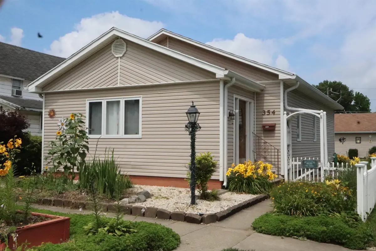 354 W 12 Street, Peru, IN 46970 - #1