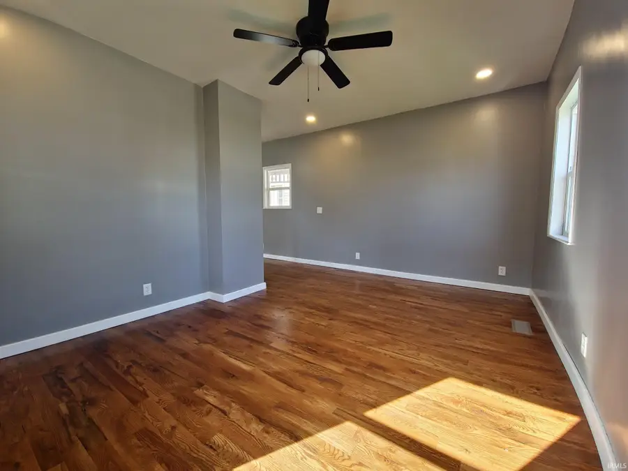 415 E 3rd Street, Peru, IN 46970 - #3