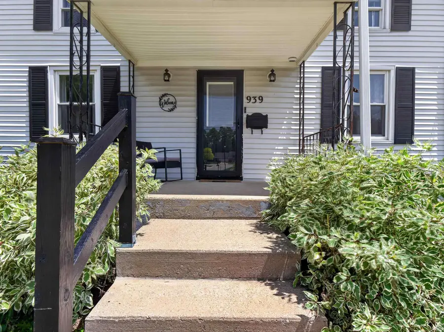939 Dimond Street, Huntington, IN 46750 - #2