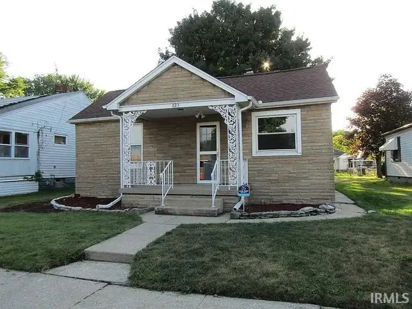 825 Camden Street, South Bend, IN 46619