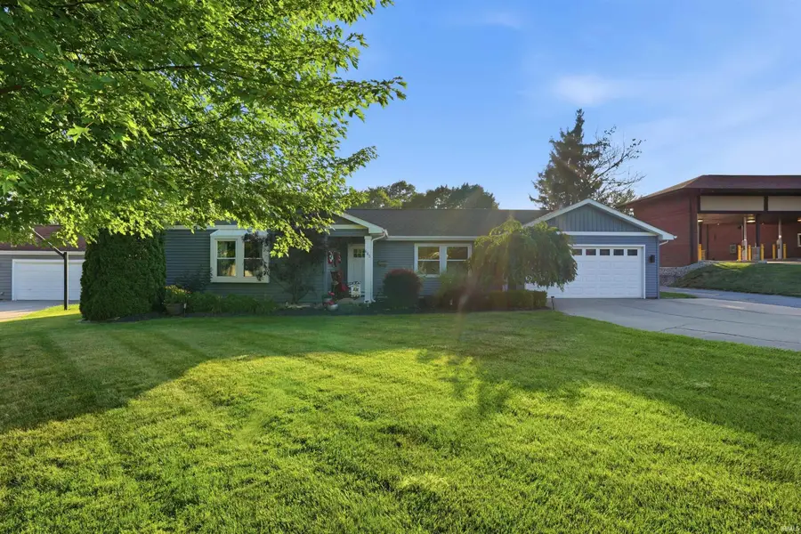 645 N Riley Street, Kendallville, IN 46755 - #2