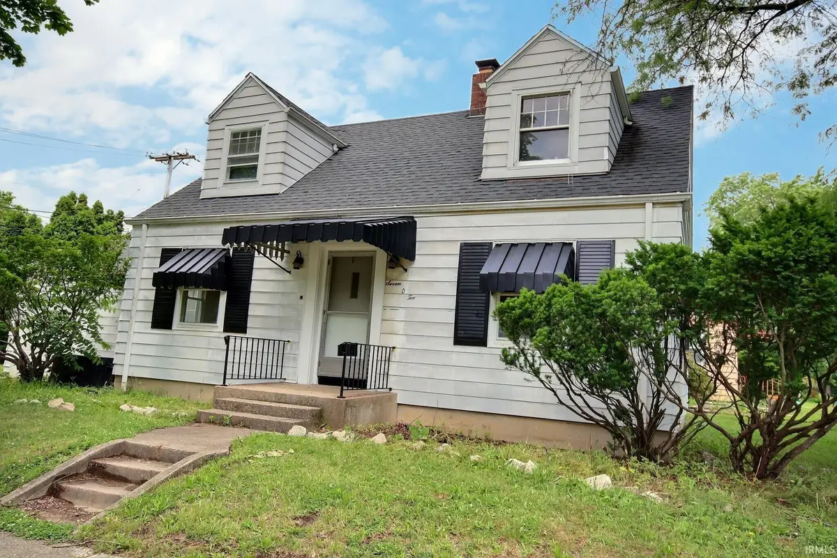 702 W Pettit Avenue, Fort Wayne, IN 46807 - #1