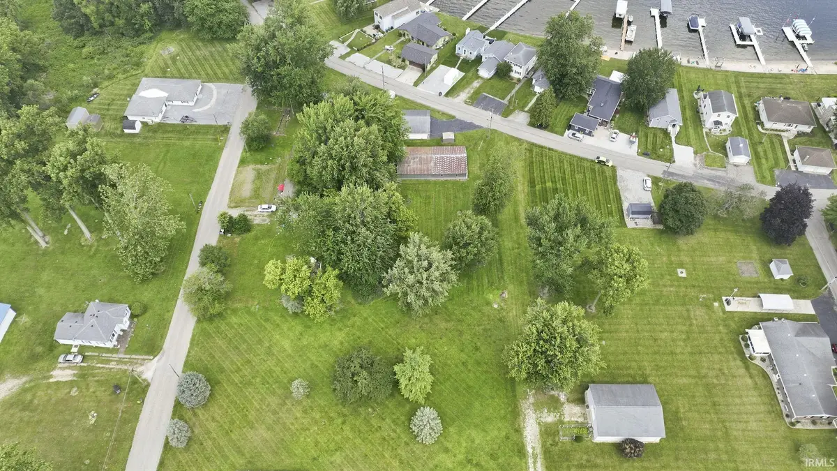 ****** Maple Street, Warsaw, IN 46580 - #1