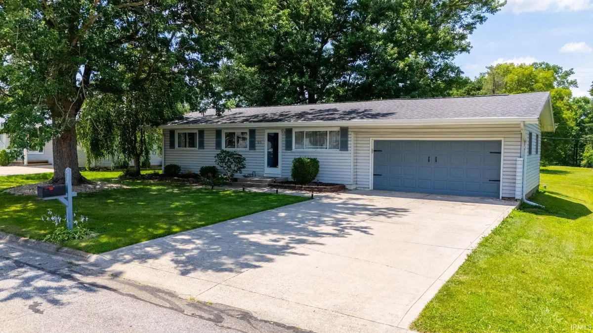 876 Sunset Drive, Wabash, IN 46992 - #1