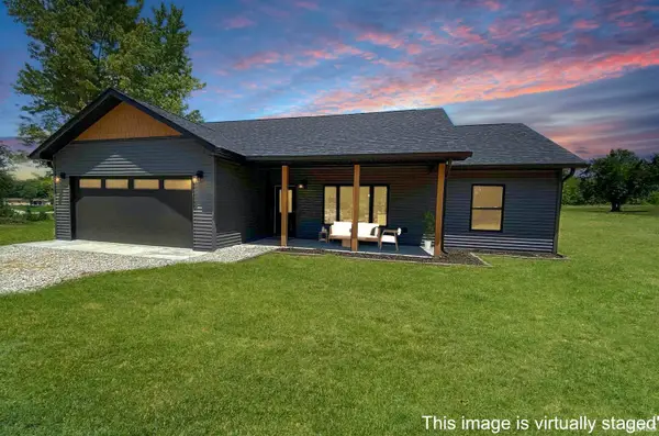 16 Trinton Avenue, Bedford, IN 47421