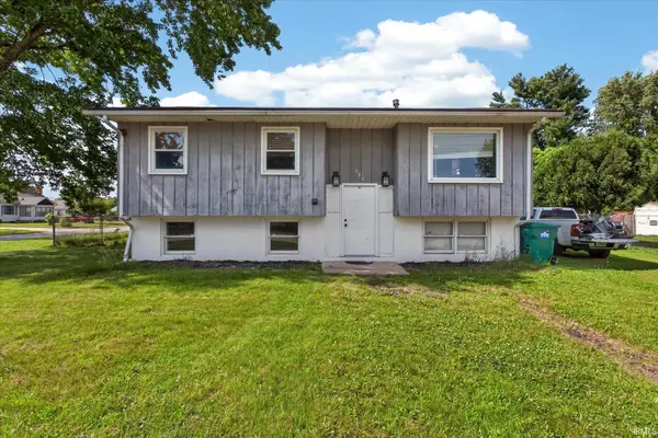 392 Fairmount Road, Kingsford Heights, IN 46346