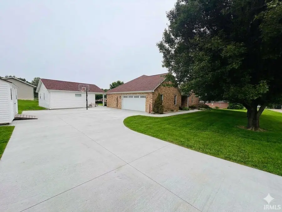 4 White Ridge Court, Washington, IN 47501 - #2